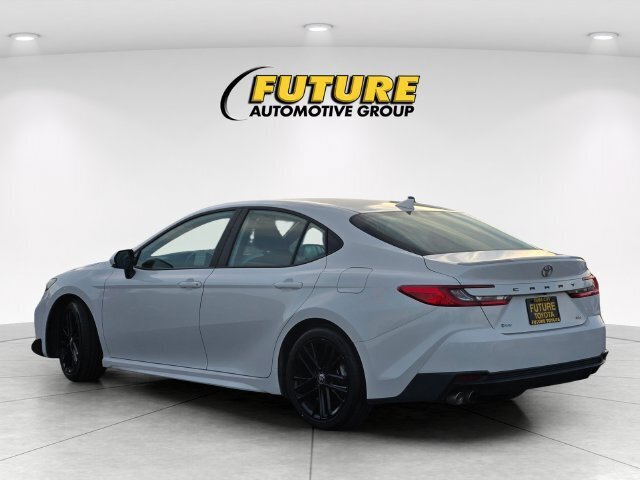 Certified 2025 Toyota Camry SE FWD image 7