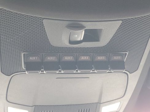Used 2018 Ford F150 Raptor w/ Equipment Group 801A Mid AWD/4WD image 32