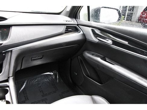 Used 2023 Cadillac XT5 Premium Luxury FWD image 10