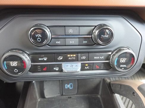 Certified 2024 Ford Bronco Outer Banks AWD/4WD image 29