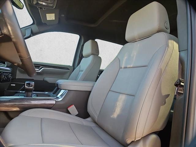 Certified 2025 Chevrolet Silverado 1500 LTZ AWD/4WD image 16
