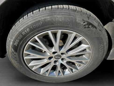 Used 2024 Genesis GV80 2.5T image 34