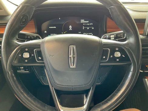 Used 2020 Lincoln Aviator Reserve w/ Equipment Group 202A AWD/4WD image 11
