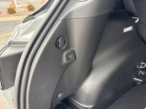 New 2026 Jeep Compass Latitude image 21