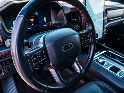 Used 2024 Ford Expedition Max Limited RWD image 11