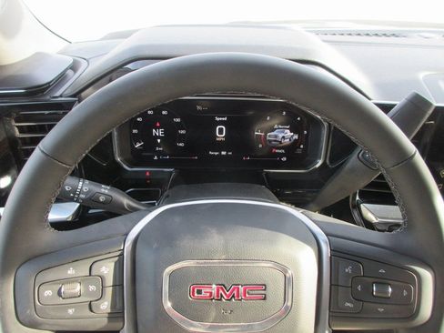 New 2026 GMC Sierra 1500 SLE AWD/4WD image 18