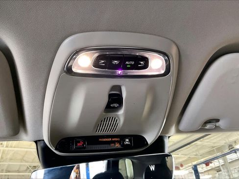 Used 2018 Volvo XC60 T5 Inscription w/ Convenience Package image 35