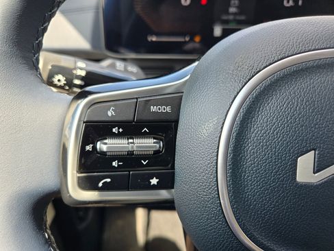 New 2026 Kia Carnival EX image 26