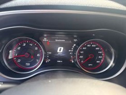 Used 2018 Dodge Charger R/T Scat Pack image 11