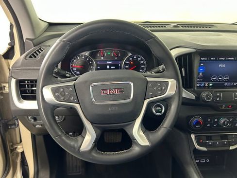 Used 2023 GMC Terrain SLT w/ Elevation Edition image 15