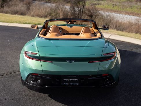 Used 2025 Aston Martin DB12 Volante image 8