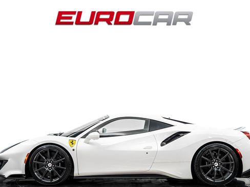 Used 2020 Ferrari 488 Pista Coupe image 2