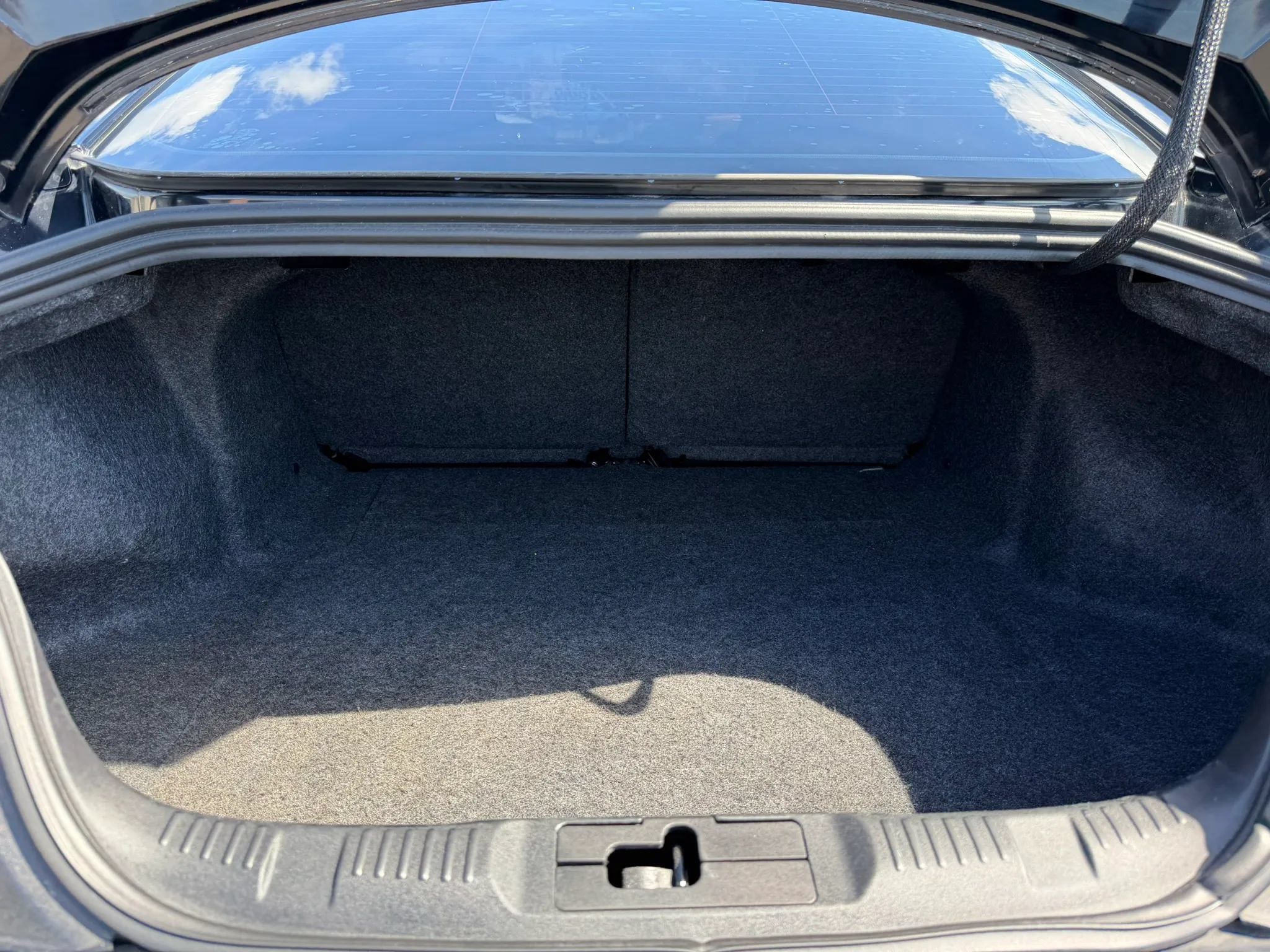 Used 2015 Ford Mustang GT RWD image 15