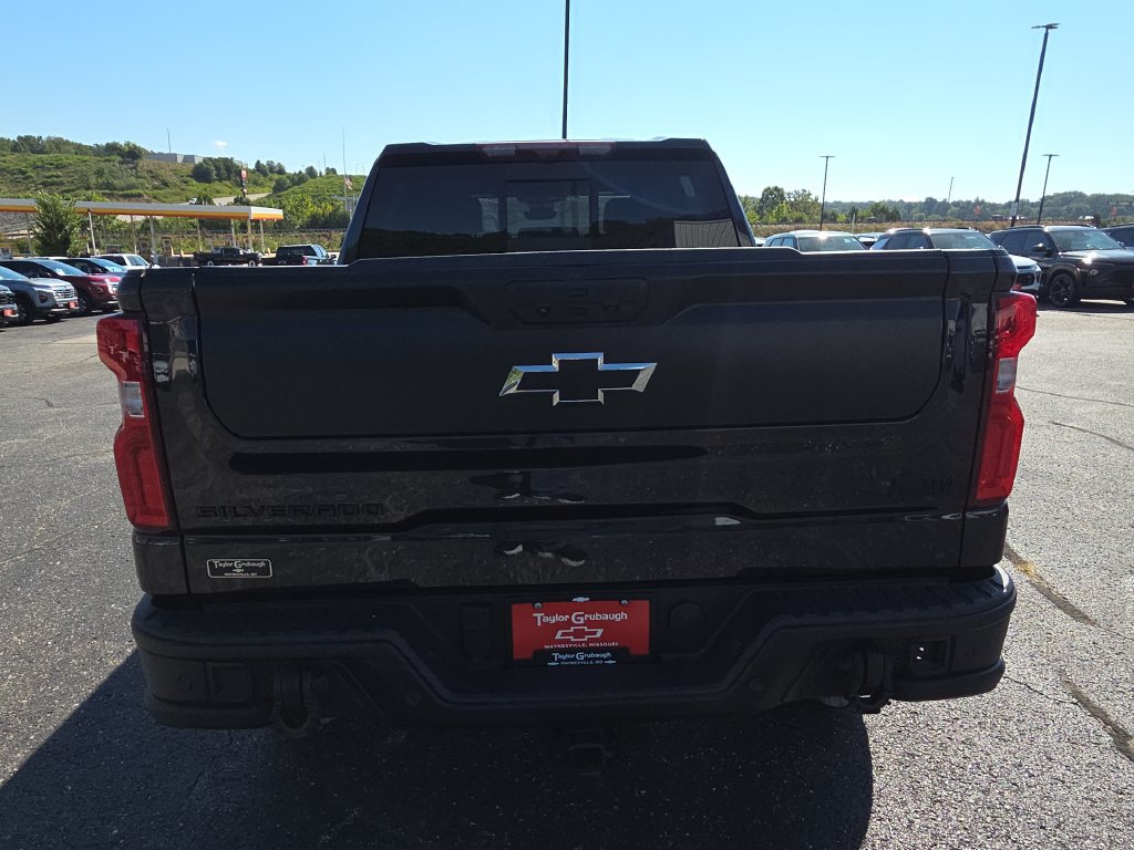 Used 2024 Chevrolet Silverado 1500 ZR2 w/ ZR2 Bison Edition AWD/4WD image 7