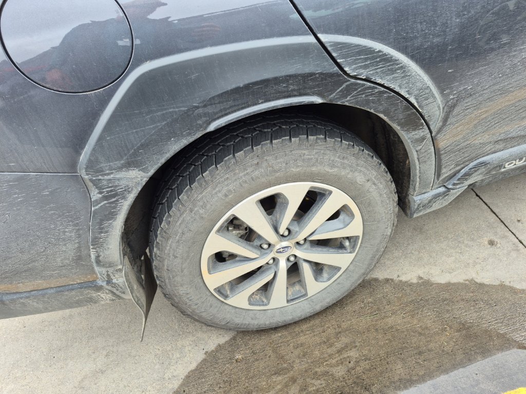 Used 2024 Subaru Outback Premium AWD/4WD image 14