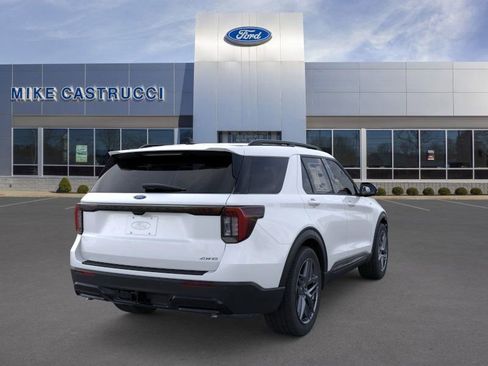 New 2025 Ford Explorer ST-Line w/ Premium Package image 8