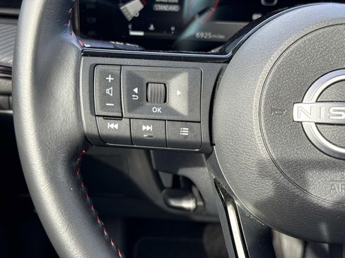 Certified 2025 Nissan Kicks SR image 14