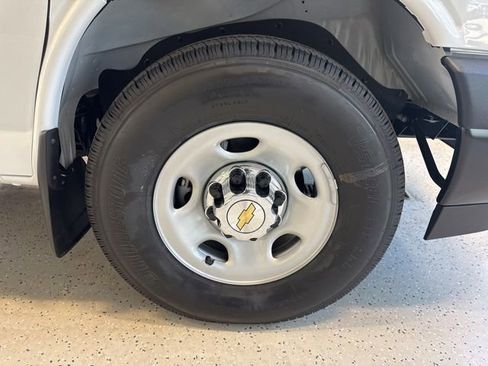 New 2026 Chevrolet Express 3500 Extended w/ Driver Convenience Package RWD image 8