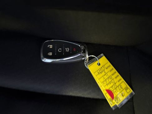 Used 2023 Chevrolet Malibu LT image 30