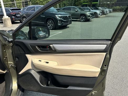Used 2018 Subaru Outback 2.5i AWD/4WD image 29
