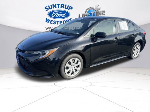 Used 2024 Toyota Corolla LE image 6