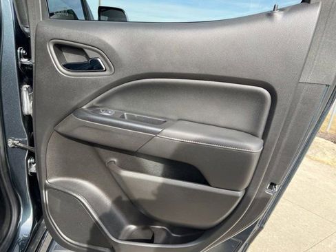 Used 2020 GMC Canyon Denali image 32