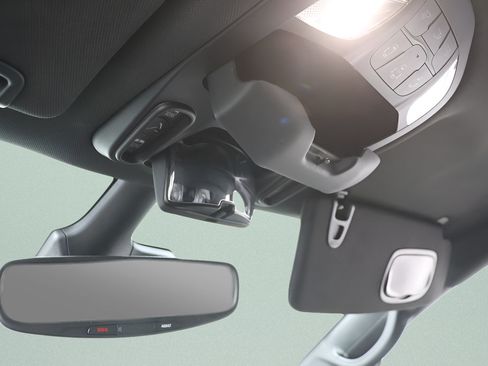Used 2026 Chrysler Pacifica Limited FWD image 18