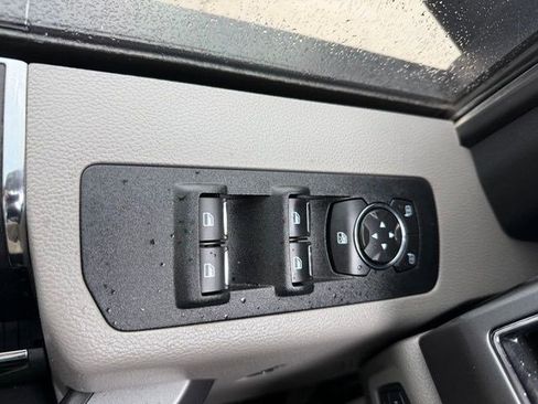 Used 2020 Ford F150 XLT image 25