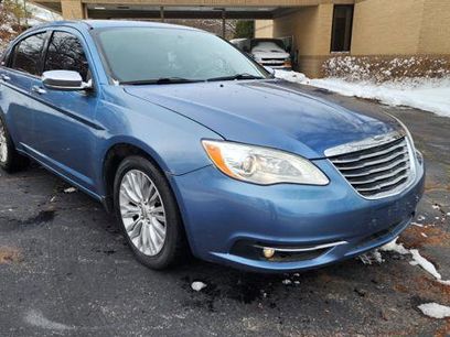 Used 2011 Chrysler 200 Limited