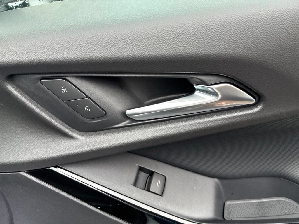 New 2027 Chevrolet Equinox LT FWD image 30