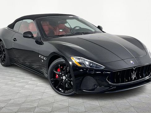 Used 2018 Maserati GranTurismo Convertible image 4