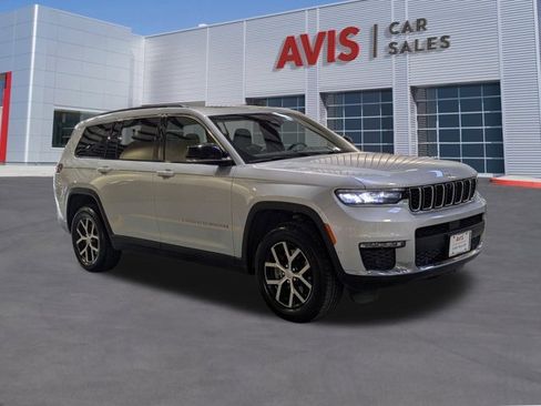 Used 2024 Jeep Grand Cherokee L Limited w/ Luxury Tech Group II image 3