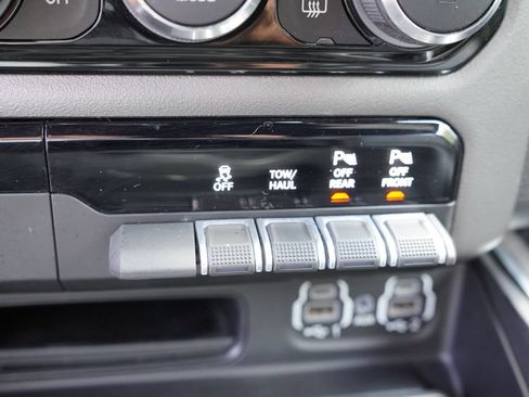 Certified 2022 RAM 1500 Laramie AWD/4WD image 31
