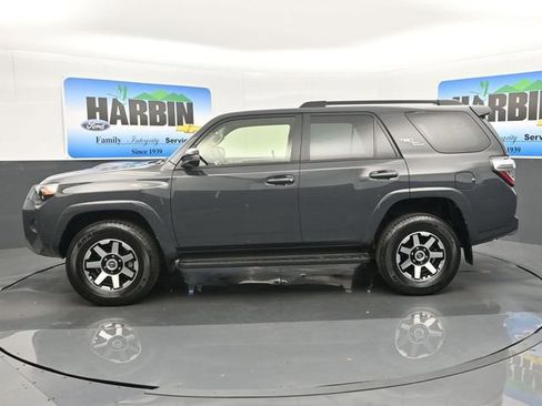 Used 2024 Toyota 4Runner TRD Off-Road image 2