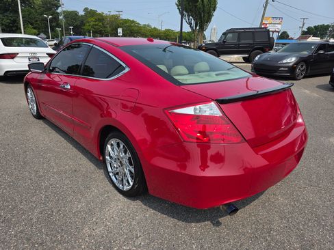 Used 2010 Honda Accord EX-L image 3