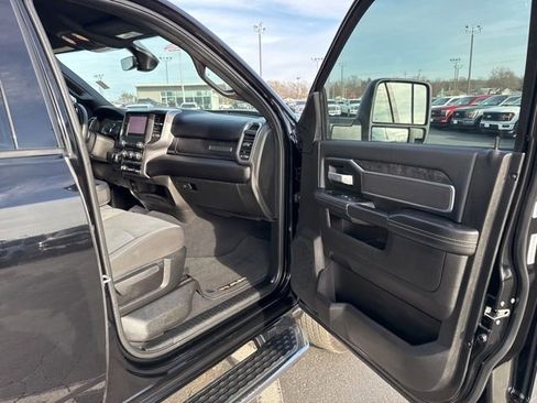 Used 2024 RAM 2500 Big Horn w/ Bed Utility Group image 30