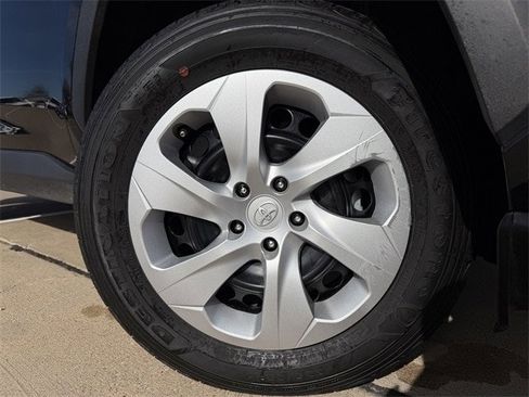 Certified 2025 Toyota RAV4 LE image 10