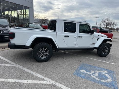 New 2026 Jeep Gladiator Mojave image 31