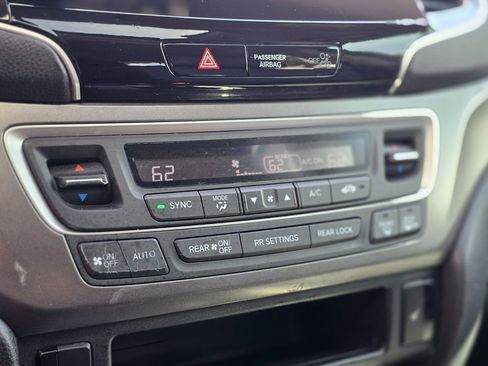 Used 2021 Honda Pilot EX-L image 42