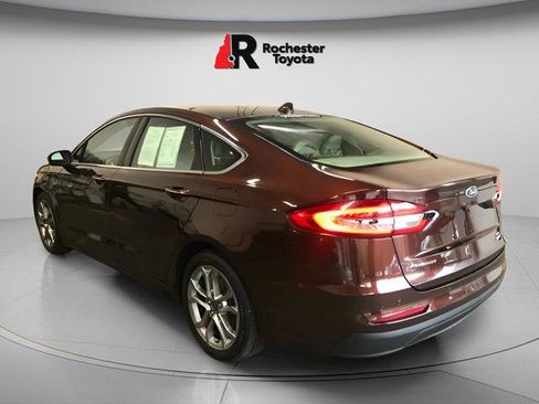 Used 2017 Ford Edge SEL image 5