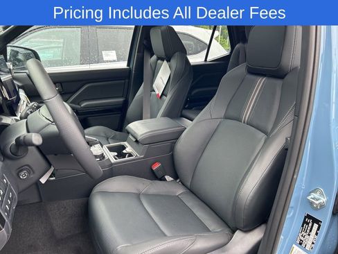New 2026 Toyota 4Runner Limited AWD/4WD image 3