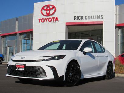Used 2025 Toyota Camry SE