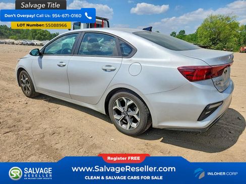 Used 2020 Kia Forte LXS FWD image 3