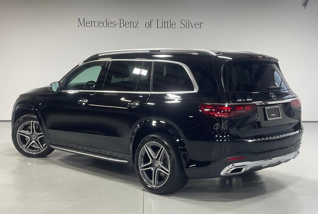 Used 2026 Mercedes-Benz GLS 450 4MATIC image 3
