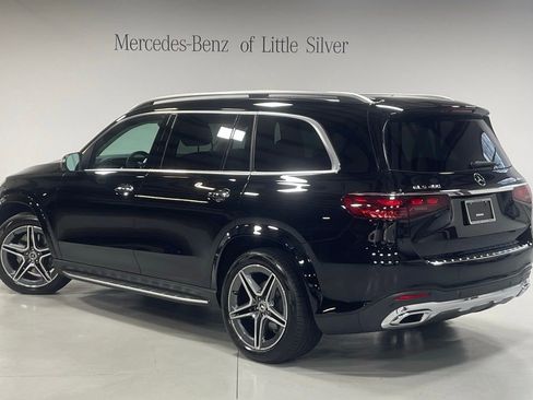 Used 2026 Mercedes-Benz GLS 450 4MATIC image 3