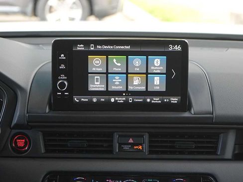 Used 2025 Honda Pilot TrailSport image 19