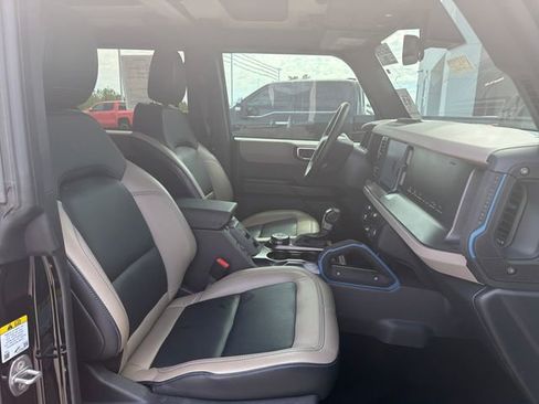 Used 2024 Ford Bronco Wildtrak AWD/4WD image 48