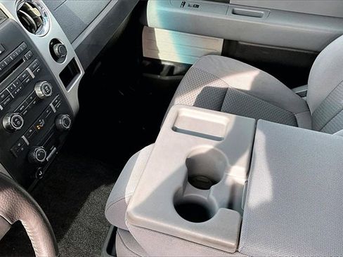 Used 2012 Ford F150 XLT w/ XLT Chrome Pkg image 12