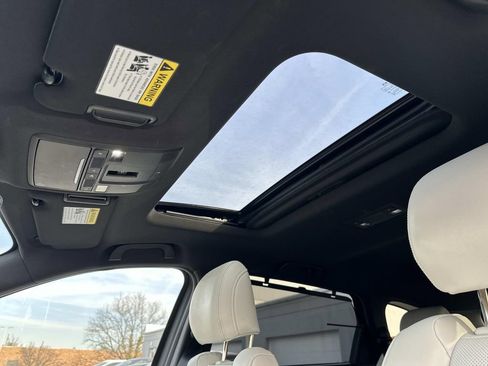 Used 2023 MAZDA CX-9 Signature image 27