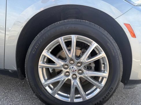 Used 2024 Buick Enclave Essence w/ Experience Buick Package FWD image 16